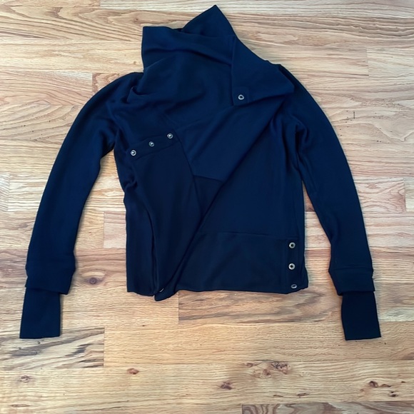 Splendid NWT Black Sweater - Picture 5 of 12